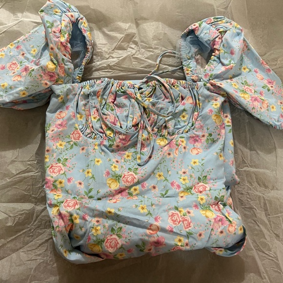 HOUSE OF CB 'Tallulah' Blue Vintage Floral Puff Sleeve Midi Dress - Picture 2 of 6